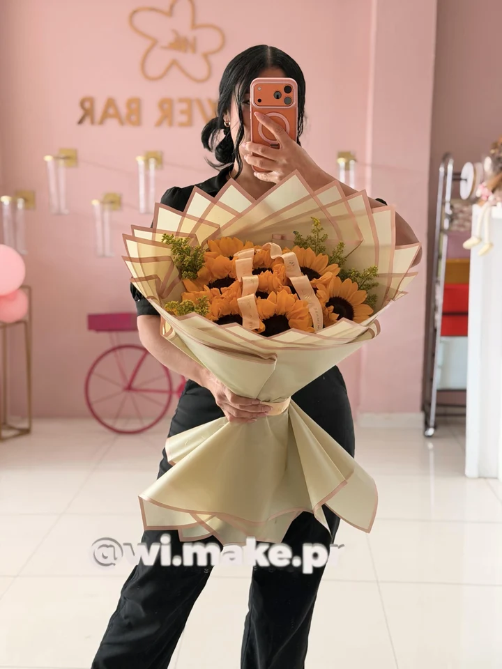 Bouquet floral preparado por WiMake en su tienda